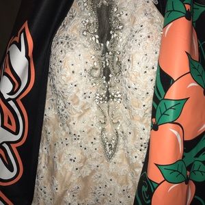 Prom dress size 3/4 , 10/10 condition cream color
